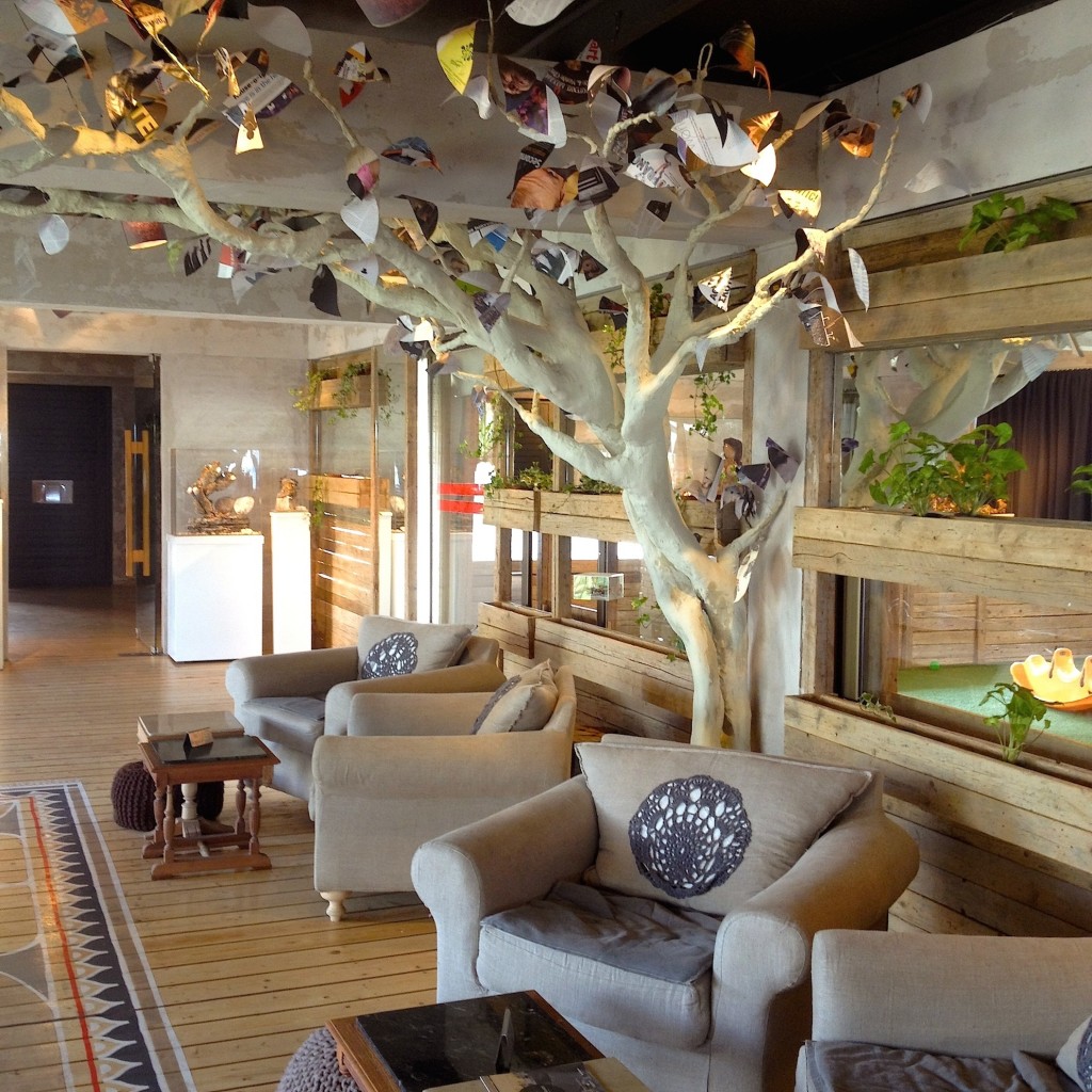 Balux Cafe : The House Project